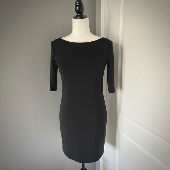 VINCE. Black 1/2 Sleeve Sheath Dress